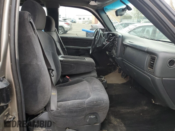 2001 Chevrolet Silverado 1500 LS with VIN 1GCEK19T51E153223, listed as a Copart auction lot 52352725 with 148,608 mi miles and Salvage Title. Bid and sale history available at carsss.com. Image 7.