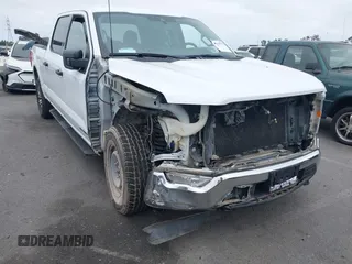 2021 Ford F-150 XL z VIN 1FTFW1E16MFC73480, wystawiony jako IAAI lot #42431172 z przebiegiem 67 041 mil mil oraz . Historia ofert i sprzedaży dostępna na DreamBid. Obrazek 6.