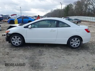 2006 Honda Civic Cpe LX with VIN 2HGFG126X6H501741, listed as a IAAI auction lot 41717607 with 86,030 mi miles. Bid and sale history available at carsss.com. Image 14.