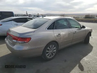 2008 Hyundai Azera Limited with VIN KMHFC46F98A251380, listed as a Copart auction lot 49347165 with 206,526 mi miles and Salvage Title. Bid and sale history available at DreamBid. Image 3.