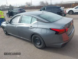 2020 Nissan Altima S with VIN 1N4BL4BVXLC226197, listed as a IAAI auction lot 41501189 with 77,611 mi miles and . Bid and sale history available at DreamBid. Image 3.