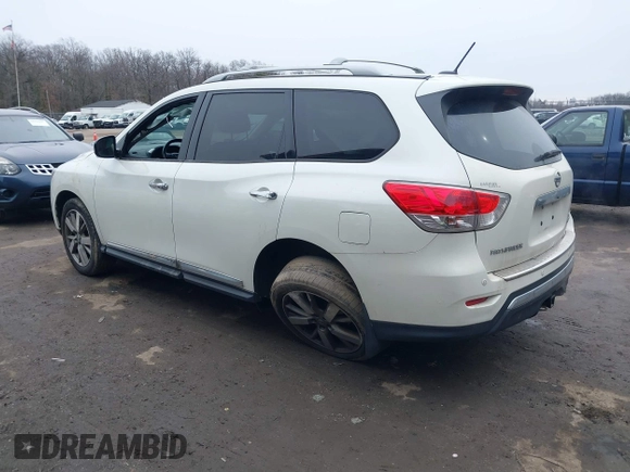 2015 Nissan Pathfinder S z VIN 5N1AR2MM8FC703674, wystawiony jako IAAI lot #41548944 z przebiegiem 100 150 mil mil oraz . Historia ofert i sprzedaży dostępna na DreamBid. Obrazek 3.