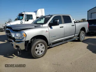 2024 Ram 2500 Big Horn with VIN 3C6UR5DL5RG324473, listed as a Copart auction lot 42043435 with 25,370 mi miles and Salvage Title. Bid and sale history available at carsss.com. Image 1.