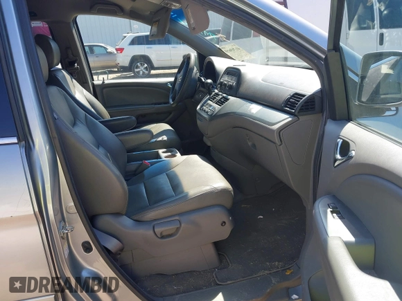 2010 Honda Odyssey EX with VIN 5FNRL3H43AB002674, listed as a IAAI auction lot 41769655 with 217,872 mi miles. Bid and sale history available at carsss.com. Image 5.