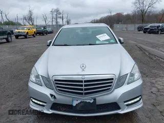 2012 Mercedes-Benz E 350 Luxury with VIN WDDHF8JB2CA655121, listed as a IAAI auction lot 41952558 with 106,155 mi miles and . Bid and sale history available at carsss.com. Image 12.