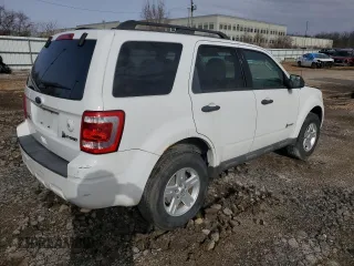 2011 Ford Escape Hybrid с VIN 1FMCU5K33BKB48801, выставлен на аукционе Copart как лот 76886214 с пробегом 179 159 миль миль и Чистый • Clean title. История ставок и продаж доступна на DreamBid. Изображение 3.