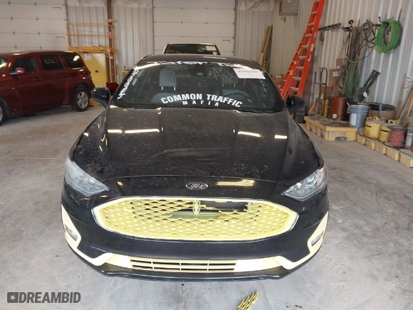 2020 Ford Fusion SE with VIN 3FA6P0HD3LR167749, listed as a IAAI auction lot 41996900 with 105,831 mi miles. Bid and sale history available at carsss.com. Image 12.