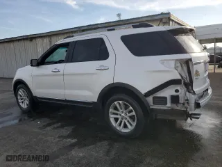 2014 Ford Explorer XLT with VIN 1FM5K7D82EGB10549, listed as a Copart auction lot 48512205 with 134,551 mi miles and Salvage Title. Bid and sale history available at carsss.com. Image 2.
