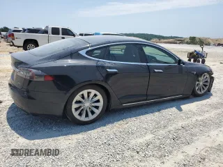 2017 Tesla Model S 100D z VIN 5YJSA1E21HF209847, wystawiony jako Copart lot #61848255 z przebiegiem 140 807 mil mil oraz Szkoda całkowita • Salvage title. Historia ofert i sprzedaży dostępna na DreamBid. Obrazek 3.