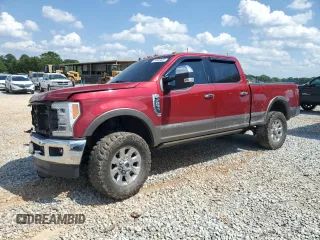 2019 Ford F-250 XL with VIN 1FT7W2BT5KEF75118, listed as a Copart auction lot 54693825 with 121,705 mi miles and Salvage title. Bid and sale history available at DreamBid. Image 1.