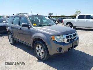 2010 Ford Escape XLS с VIN 1FMCU0C76AKD19088, выставлен на аукционе IAAI как лот 42013544 с пробегом 123 920 миль миль и . История ставок и продаж доступна на DreamBid. Изображение 1.