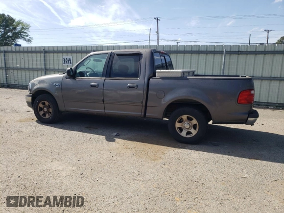 2003 Ford F-150 XLT with VIN 1FTRW07L33KC39654, listed as a Copart auction lot 53621645 with Not Provided miles and Clean Title. Bid and sale history available at carsss.com. Image 2.