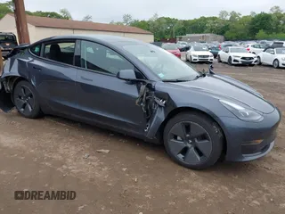 2023 Tesla Model 3 с VIN 5YJ3E1EA9PF673399, выставлен на аукционе IAAI как лот 42392643 с пробегом 7 571 миль миль и . История ставок и продаж доступна на DreamBid. Изображение 1.