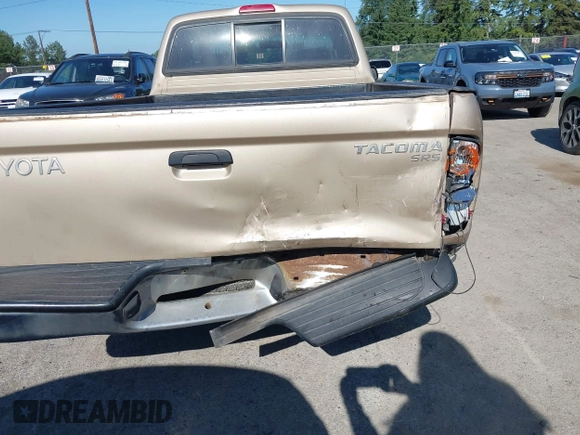 2002 Toyota Tacoma z VIN 5TEVL52NX2Z143074, wystawiony jako IAAI lot #42379132 z przebiegiem 288 039 mil mil oraz . Historia ofert i sprzedaży dostępna na DreamBid. Obrazek 6.