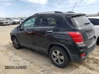 2020 Chevrolet Trax LT z VIN KL7CJLSB8LB009903, wystawiony jako Copart lot #52591735 z przebiegiem 240 318 mil mil oraz Szkoda całkowita • Salvage title. Historia ofert i sprzedaży dostępna na DreamBid. Obrazek 2.
