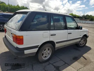 1998 Land Rover Range Rover z VIN SALPV1243WA383806, wystawiony jako Copart lot #58947165 z przebiegiem 156 937 mil mil oraz Czysty tytuł • Clean title. Historia ofert i sprzedaży dostępna na DreamBid. Obrazek 3.