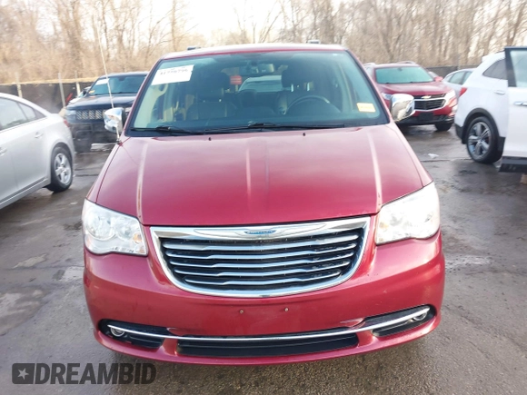 2015 Chrysler Town & Country Touring-L with VIN 2C4RC1CG7FR674321, listed as a IAAI auction lot 41750796 with 165,179 mi miles. Bid and sale history available at carsss.com. Image 12.