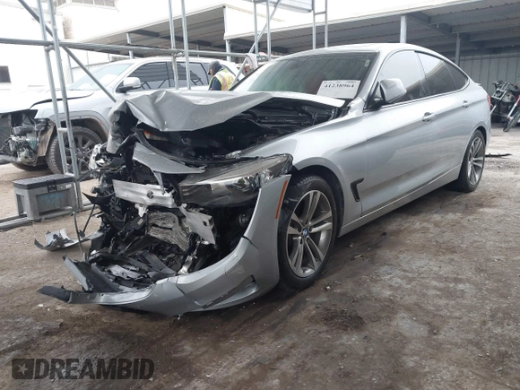 2016 BMW 3 Series 328i Gran Turismo xDrive z VIN WBA8Z5C59GG501996, wystawiony jako IAAI lot #41238964 z przebiegiem 71 542 mil mil oraz . Historia ofert i sprzedaży dostępna na DreamBid. Obrazek 17.