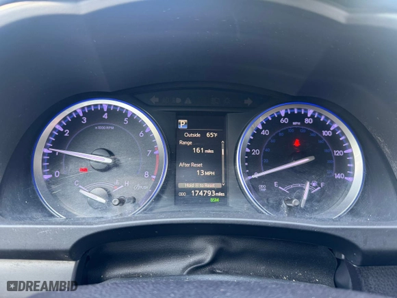 2018 Toyota Highlander SE with VIN 5TDJZRFH1JS852352, listed as a Copart auction lot 54444065 with 174,793 mi miles and Clean Title. Bid and sale history available at carsss.com. Image 8.