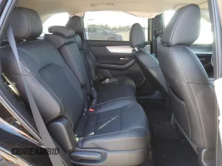 2025 Mazda CX-70 Preferred z VIN JM3KJBHD1S1114747, wystawiony jako Copart lot #82199164 z przebiegiem Nie podano mil oraz Tytuł czysty. Historia ofert i sprzedaży dostępna na DreamBid. Obrazek 11.