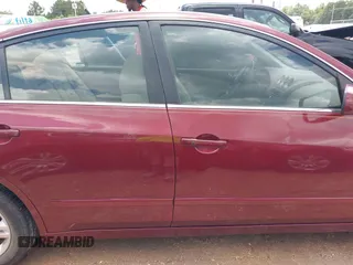 2010 Nissan Altima SL z VIN 1N4AL2AP7AN541401, wystawiony jako IAAI lot #42215234 z przebiegiem 158 649 mil mil oraz . Historia ofert i sprzedaży dostępna na DreamBid. Obrazek 13.