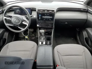 2024 Hyundai Santa Cruz SEL z VIN 5NTJCDAEXRH091664, wystawiony jako Copart lot #57667185 z przebiegiem 19 923 mil mil oraz Szkoda całkowita • Salvage title. Historia ofert i sprzedaży dostępna na DreamBid. Obrazek 8.
