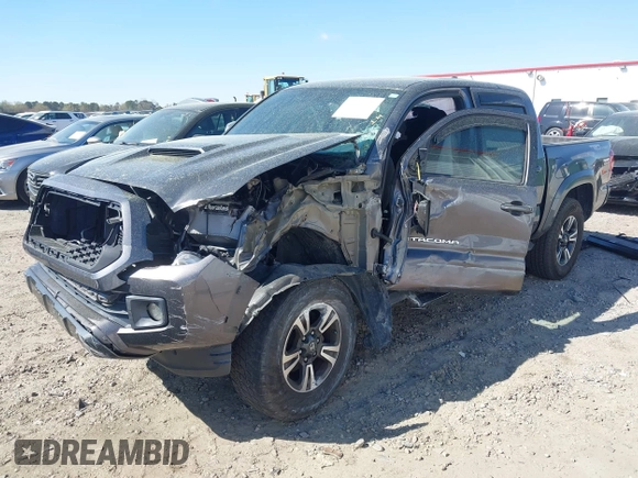 2017 Toyota Tacoma SR5 with VIN 5TFAZ5CN7HX033594, listed as a IAAI auction lot 41881117 with 86,676 mi miles and . Bid and sale history available at DreamBid. Image 17.