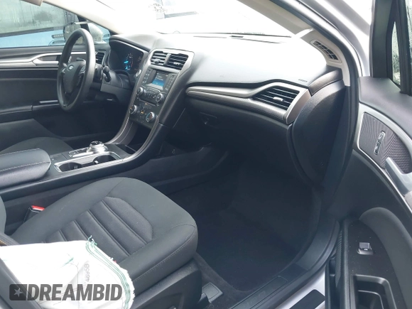 2017 Ford Fusion SE z VIN 3FA6P0HD2HR149699, wystawiony jako IAAI lot #41872383 z przebiegiem 95 587 mil mil oraz . Historia ofert i sprzedaży dostępna na DreamBid. Obrazek 5.