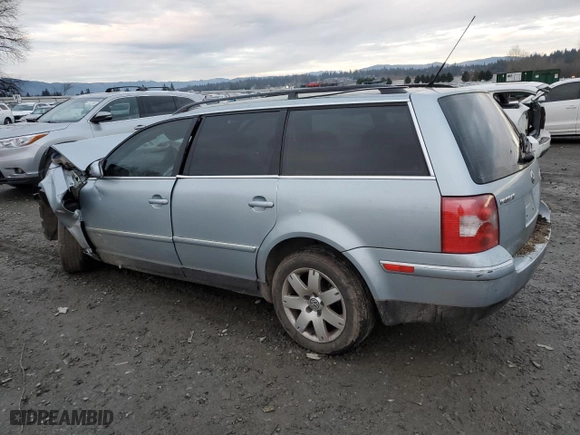 2002 Volkswagen Passat GLX with VIN WVWYH63B62E093916, listed as a Copart auction lot 87633435 with 0 mi miles and Salvage Title. Bid and sale history available at carsss.com. Image 2.
