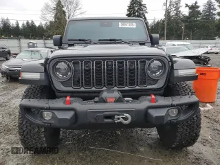 2024 Jeep Wrangler Rubicon X z VIN 1C4RJXFG5RW339591, wystawiony jako Copart lot #50061185 z przebiegiem 3 056 mil mil oraz Szkoda całkowita • Salvage title. Historia ofert i sprzedaży dostępna na DreamBid. Obrazek 5.