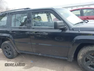 2010 Jeep Patriot Sport with VIN 1J4NF2GB6AD611629, listed as a IAAI auction lot 41864243 with 132,868 mi miles. Bid and sale history available at carsss.com. Image 13.