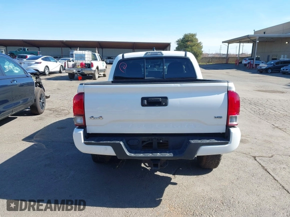 2021 Toyota Tacoma SR z VIN 3TMCZ5AN5MM417384, wystawiony jako IAAI lot #41617168 z przebiegiem 55 969 mil mil oraz . Historia ofert i sprzedaży dostępna na DreamBid. Obrazek 17.