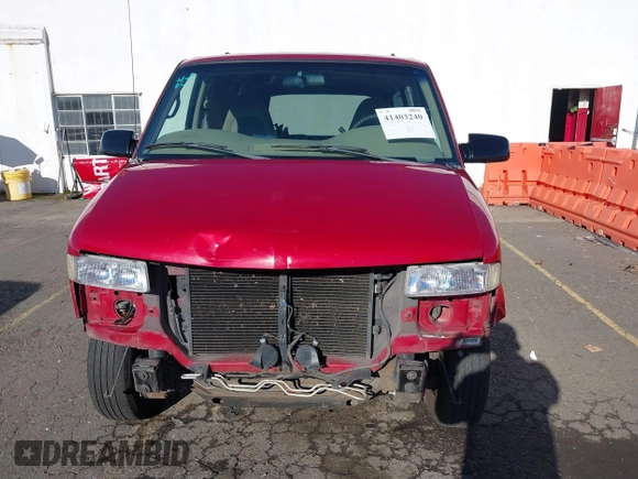 1999 Chevrolet Astro with VIN 1GNEL19W6XB104010, listed as a IAAI auction lot 41403240 with 96,904 mi miles. Bid and sale history available at carsss.com. Image 13.