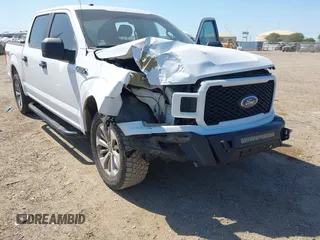 2018 Ford F-150 XL z VIN 1FTEW1CP7JKF56038, wystawiony jako IAAI lot #41999897 z przebiegiem 119 462 mil mil oraz . Historia ofert i sprzedaży dostępna na DreamBid. Obrazek 6.