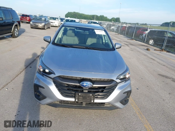 2025 Subaru Legacy Premium z VIN 4S3BWAD65S3018054, wystawiony jako IAAI lot #42728296 z przebiegiem 6 488 mil mil oraz . Historia ofert i sprzedaży dostępna na DreamBid. Obrazek 12.