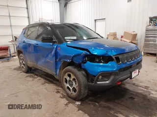 2022 Jeep Compass Trailhawk с VIN 3C4NJDDB1NT236477, выставлен на аукционе IAAI как лот 41485656 с пробегом 7 341 миль миль и . История ставок и продаж доступна на DreamBid. Изображение 1.