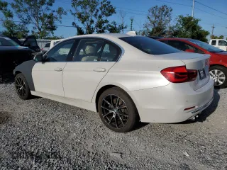 2017 BMW 3 Series 330i z VIN WBA8B9G34HNU52157, wystawiony jako Copart lot #64464125 z przebiegiem 72 659 mil mil oraz Czysty tytuł • Clean title. Historia ofert i sprzedaży dostępna na DreamBid. Obrazek 2.