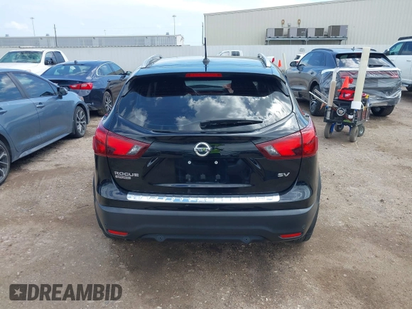 2019 Nissan Rogue Sport S with VIN JN1BJ1CP5KW524557, listed as a IAAI auction lot 42086359 with 114,281 mi miles. Bid and sale history available at carsss.com. Image 17.