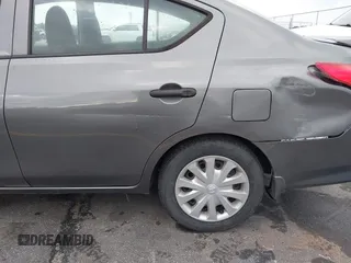 2017 Nissan Versa SV z VIN 3N1CN7AP3HL855554, wystawiony jako IAAI lot #42006848 z przebiegiem 155 485 mil mil oraz . Historia ofert i sprzedaży dostępna na DreamBid. Obrazek 16.