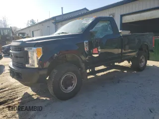2017 Ford F-250 XLT with VIN 1FTBF2B60HEB82463, listed as a Copart auction lot 53782655 with 76,093 mi miles and Salvage title. Bid and sale history available at DreamBid. Image 1.