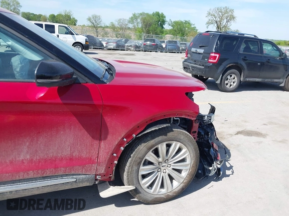 2025 Ford Explorer with VIN 1FMUK8HH9SGA53435, listed as a IAAI auction lot 42226284 with 17,345 mi miles and . Bid and sale history available at DreamBid. Image 18.