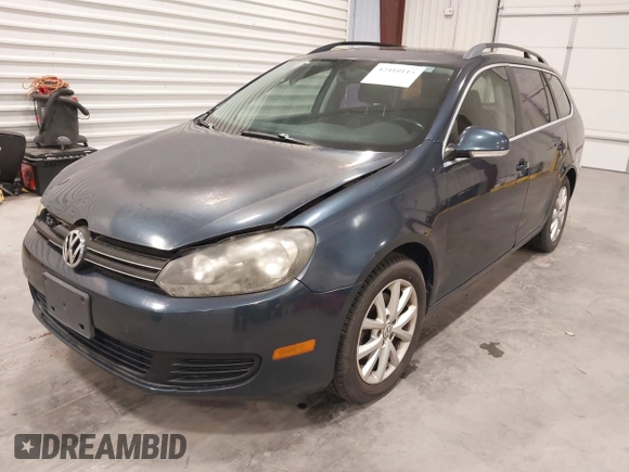 2010 Volkswagen Jetta with VIN 3VWTX8AJ7AM603635, listed as a IAAI auction lot 42410115 with 186,542 mi miles and . Bid and sale history available at DreamBid. Image 2.