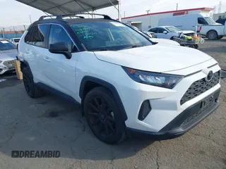 2020 Toyota RAV4 LE with VIN JTMH1RFV1LD048496, listed as a IAAI auction lot 41478595 with 66,610 mi miles. Bid and sale history available at carsss.com. Image 1.