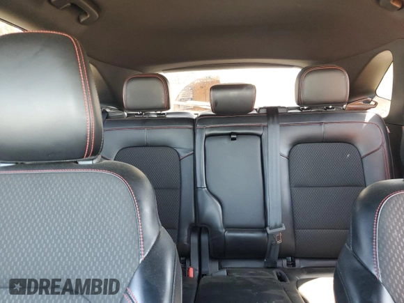 2024 Ford Escape ST-Line with VIN 1FMCU0MN2RUA25149, listed as a Copart auction lot 55654875 with 32,255 mi miles and Clean Title. Bid and sale history available at DreamBid. Image 10.