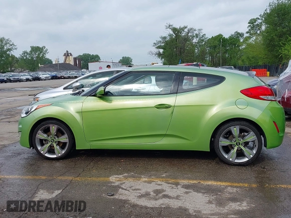 2012 Hyundai Veloster w/Gray Int with VIN KMHTC6AD6CU082432, listed as a IAAI auction lot 42121082 with 153,487 mi miles and . Bid and sale history available at DreamBid. Image 14.