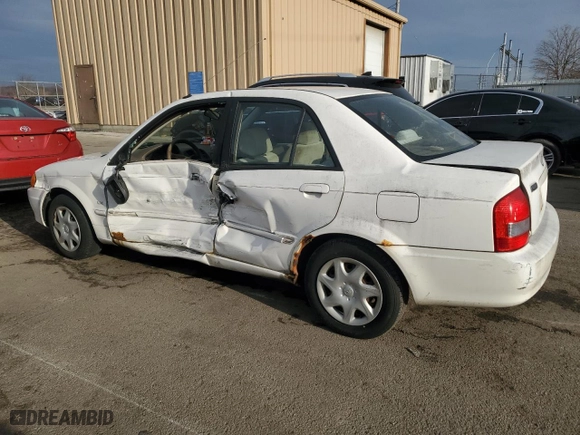 2000 Mazda Protege DX with VIN JM1BJ2221Y0267708, listed as a Copart auction lot 46078425 with 152,350 mi miles and Salvage Title. Bid and sale history available at carsss.com. Image 2.