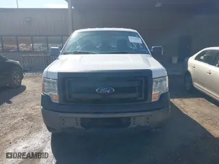 2014 Ford F-150 XL with VIN 1FTMF1CM8EFC18695, listed as a IAAI auction lot 41916660 with 1 mi miles. Bid and sale history available at carsss.com. Image 6.