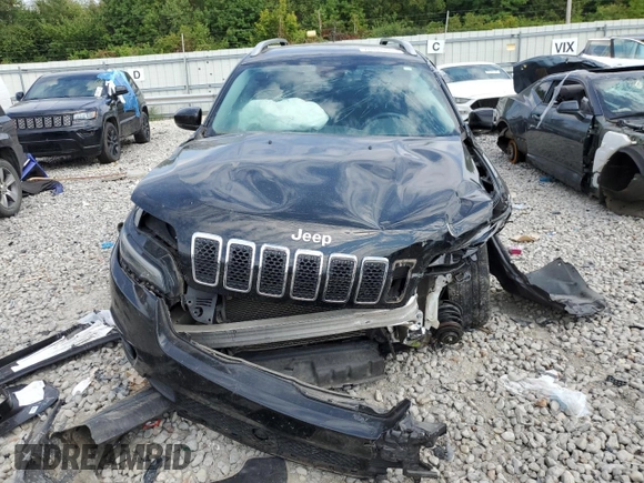 2021 Jeep Cherokee Latitude Lux with VIN 1C4PJLMN6MD112707, listed as a Copart auction lot 70374644 with 82,860 mi miles and Salvage Title. Bid and sale history available at carsss.com. Image 5.