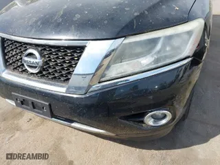 2014 Nissan Pathfinder Platinum with VIN 5N1AR2MM0EC698002, listed as a IAAI auction lot 42074374 with 130,490 mi miles. Bid and sale history available at carsss.com. Image 6.