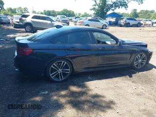 2019 BMW 4 Series 440i xDrive with VIN WBA4J7C57KBM76622, listed as a IAAI auction lot 39738945 with 79,540 mi miles and . Bid and sale history available at carsss.com. Image 13.